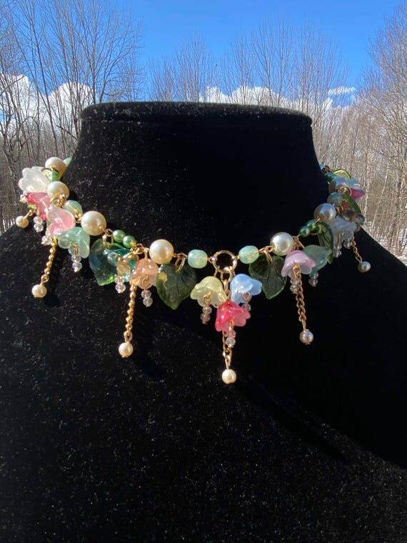Colorful Whimsical Bell Flower Garden Pearl N...