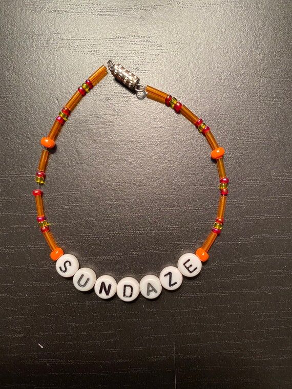 Sundaze Beaded Bracelet, summer bracelet sunn...