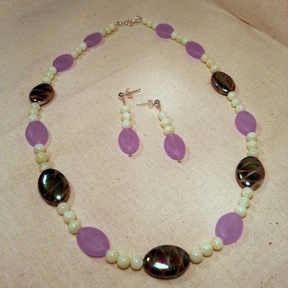 Lavender and Pale Green Necklace and Earring ...