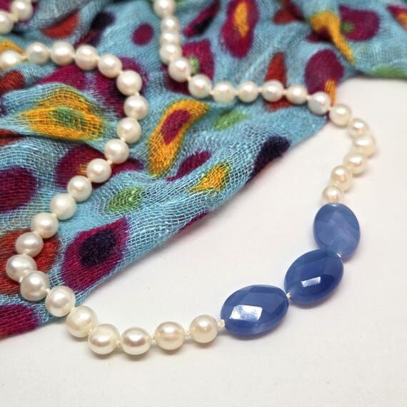 White Freshwater Pearl necklace for women, Bl...