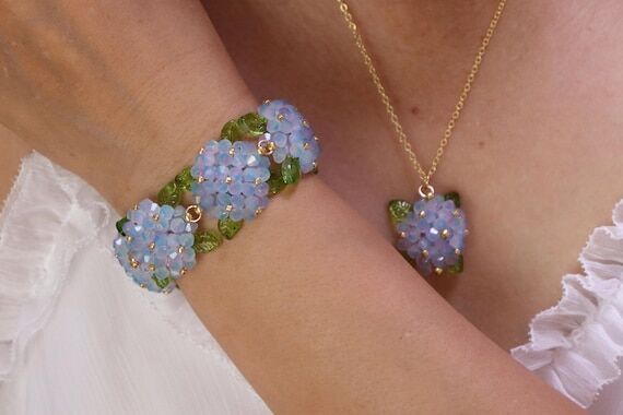 Hydrangea Jewelry Set | Handmade Necklace Bra...