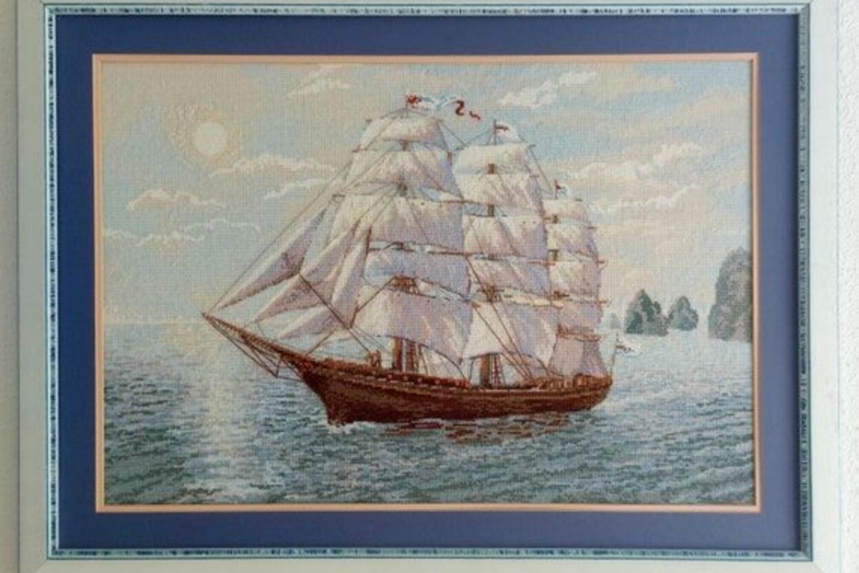 Pavelina Needle Art