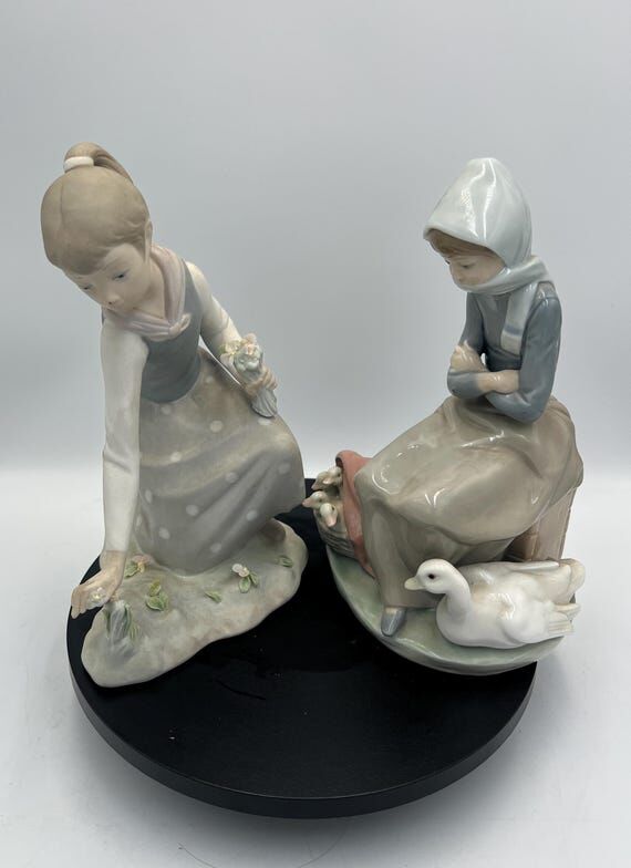 Lladro Statues, "Girl Gathering Flowers&...