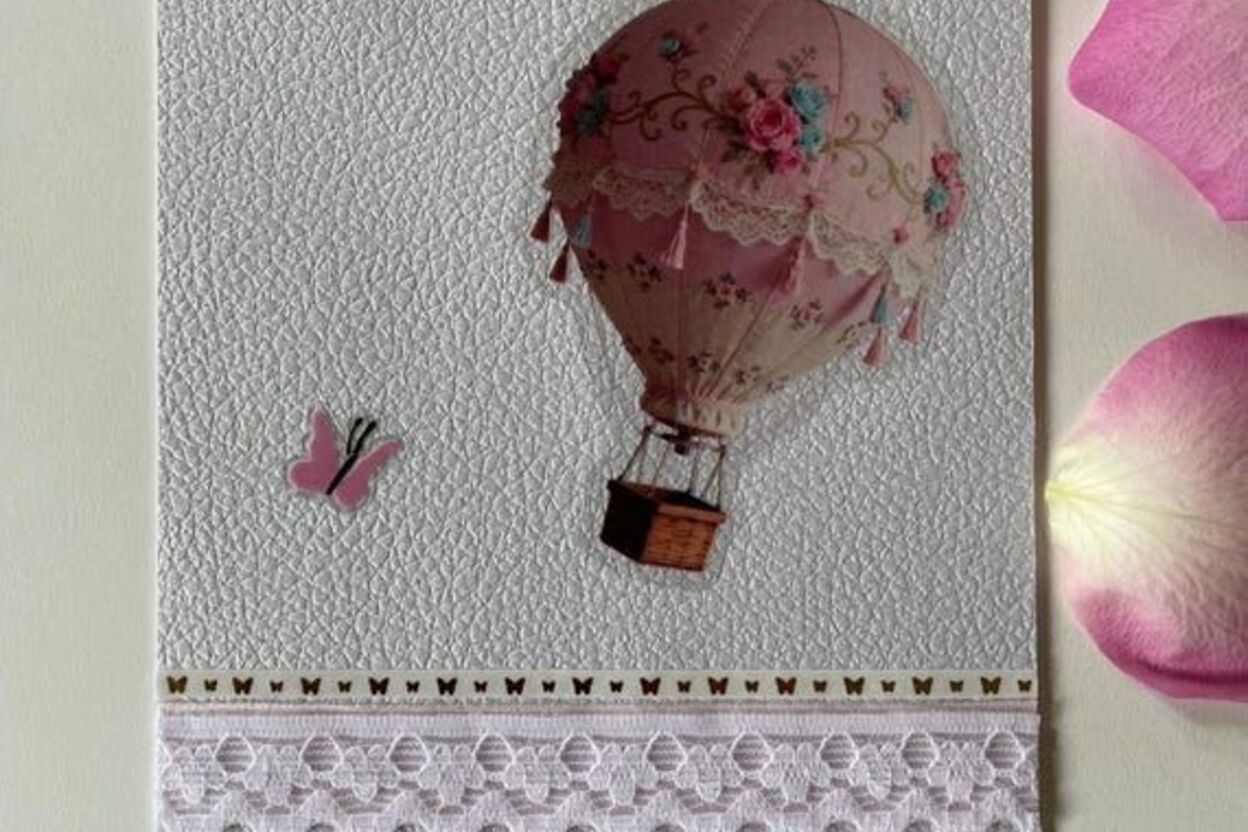 Ali Amor En Papel