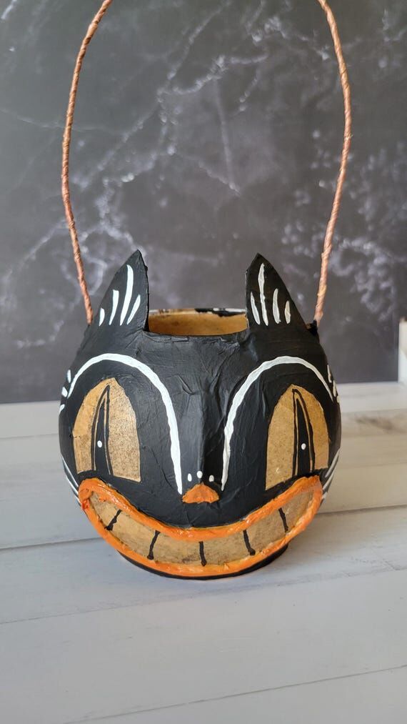 Vintage Style Halloween Candle Holder Vase - ...