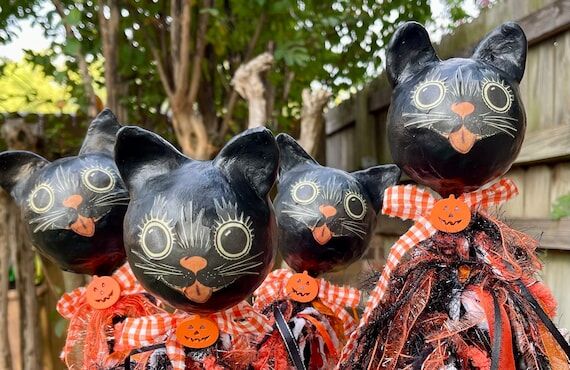 Halloween Black Cat Rattle: Handmade Paper Ma...