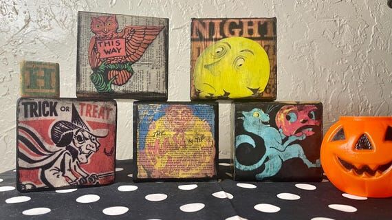 Vintage Halloween Art Block: Distressed Solid...
