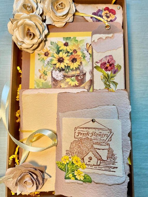Flower Themed Gift Set...
