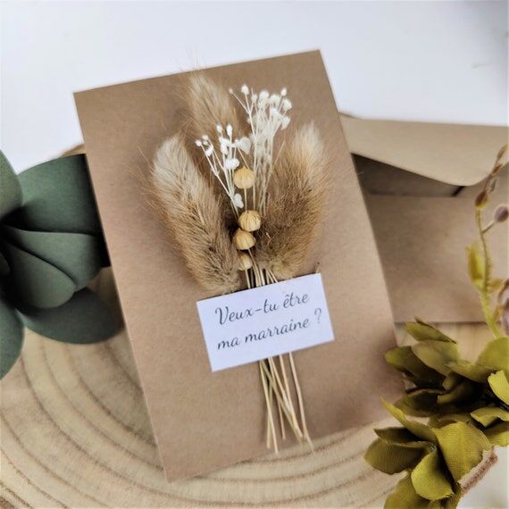 Pregnancy announcement flower card, dried flo...