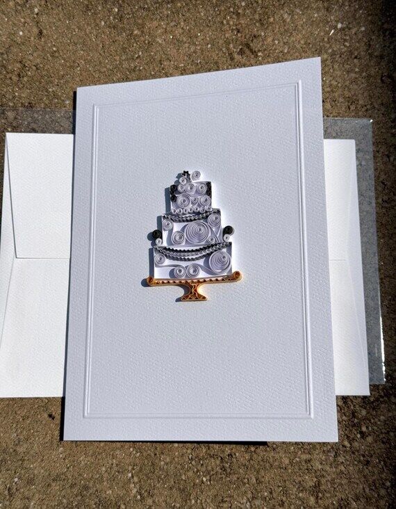 Handmade Quilled Wedding Cake Card – Elegan...