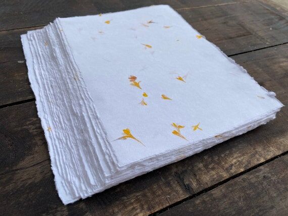 Handmade Cotton Deckle Edge Flower Paper, 50 ...
