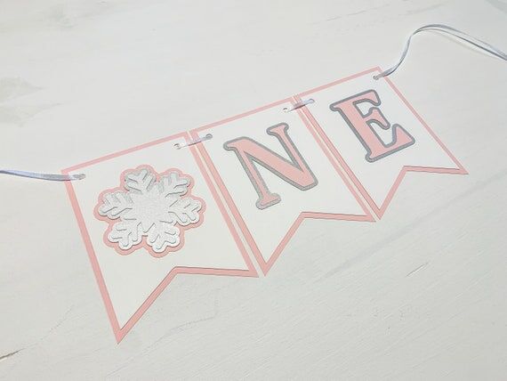 Pink Snowflake Highchair Banner Paper Party D...