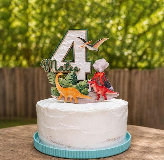 Realistic Dinosaur Cake Topper (Jurassic Styl...