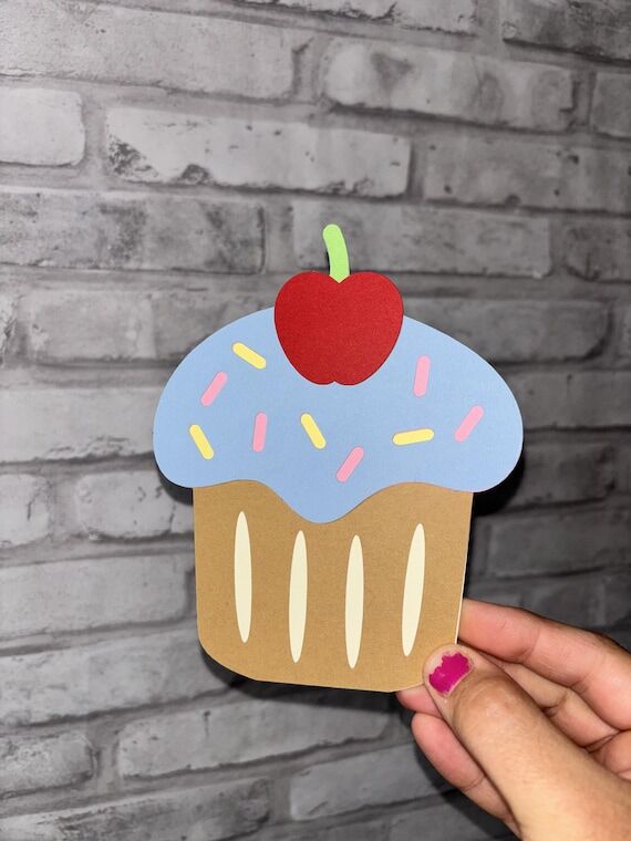 Card - Cupcake birthday card...