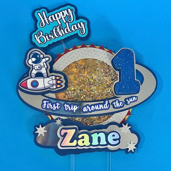 3D Space Cake Topper Shaker: Astronaut First ...