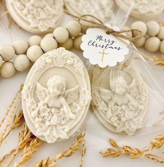 Christmas Angel Honey Oatmeal Soaps - Bulk Ho...