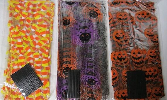 75 Halloween Treat Bags with Twist Ties - Cel...