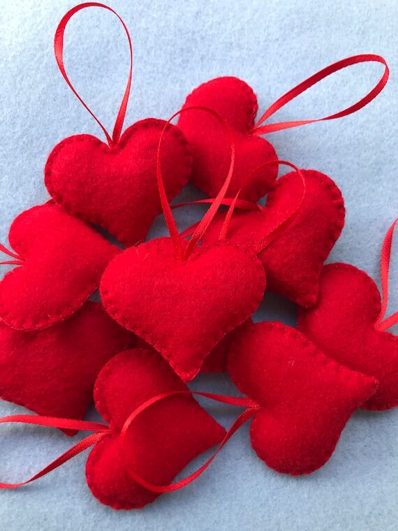 Handmade Felt Hearts set of 10, Christmas Tre...