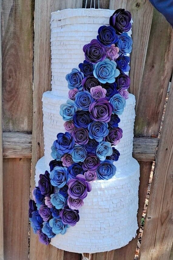 Floral Cake Piñata: Life Size Faux Party Dec...