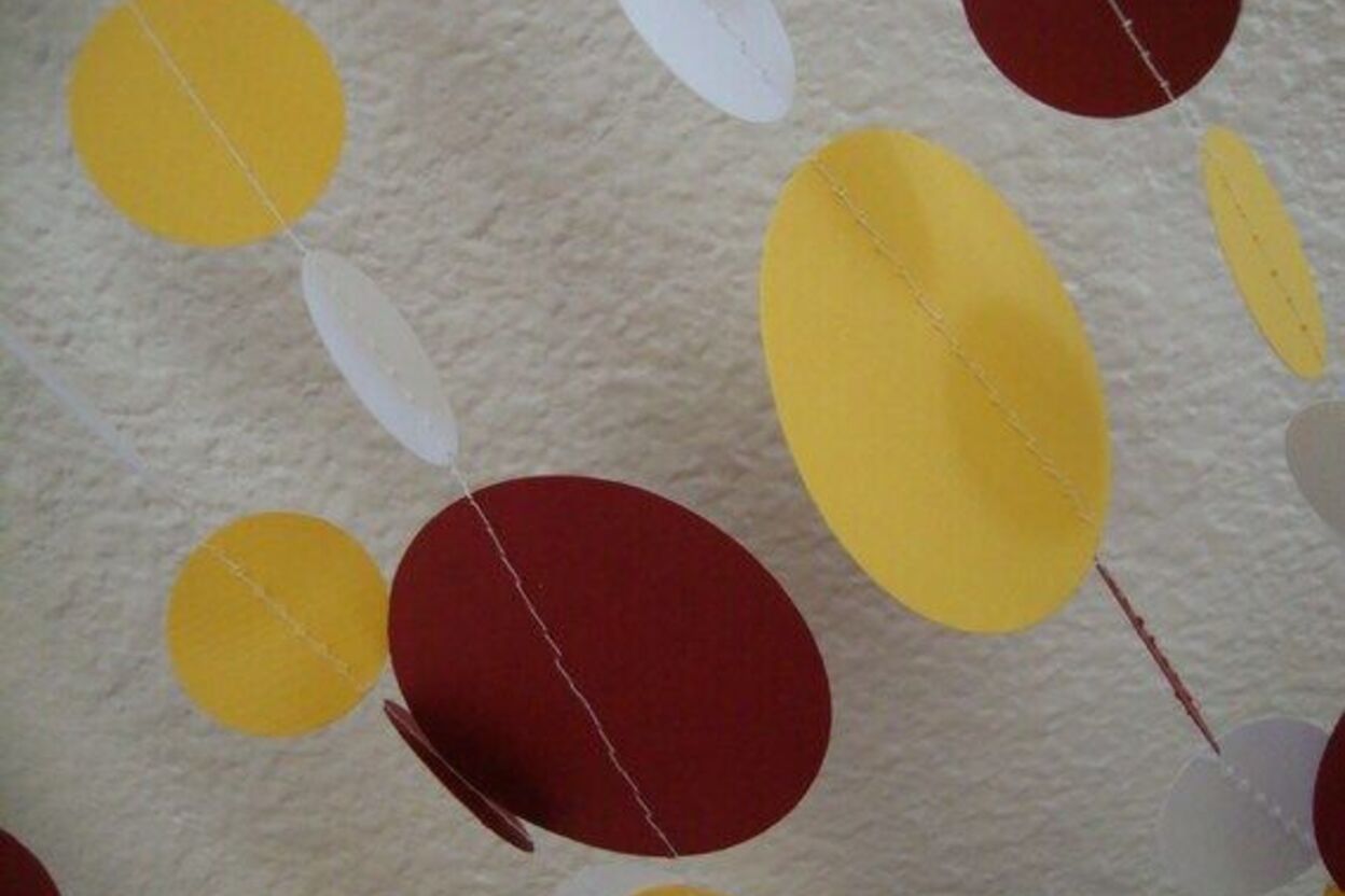 Paper Dot Party Spot