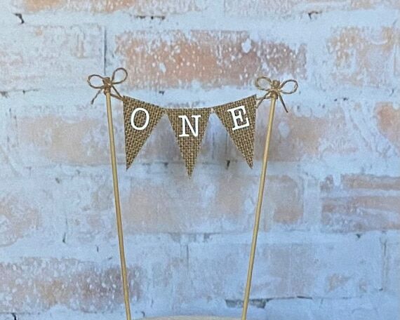Burlap "ONE" Cake Banner Topper: 1s...