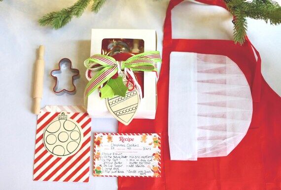 Christmas Gingerbread Decorating Kit | Cookie...