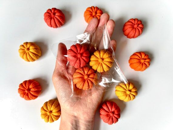 3D Pumpkin Crayons: Fall Coloring Party Favor...