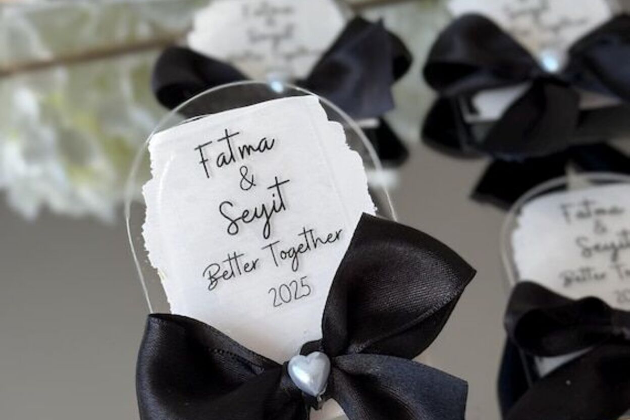 Pearlsavon Favors