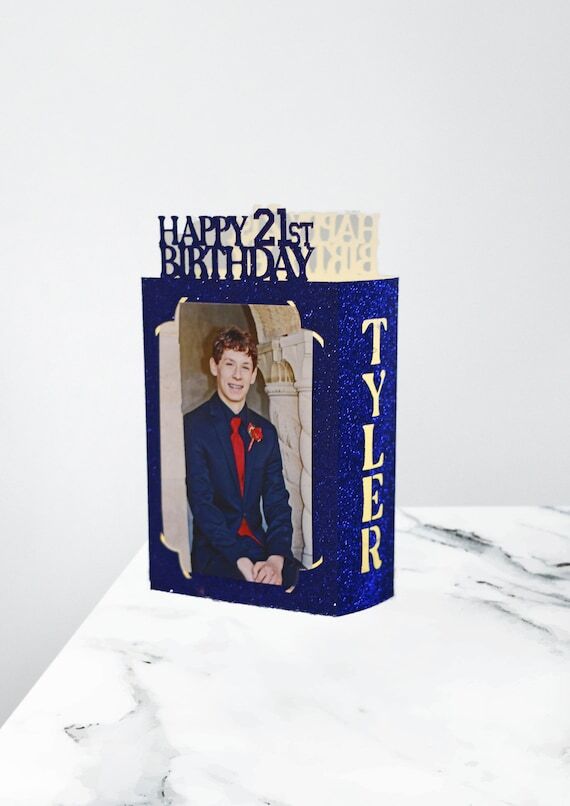 32 Colors, Photo Centerpieces, Personalized P...