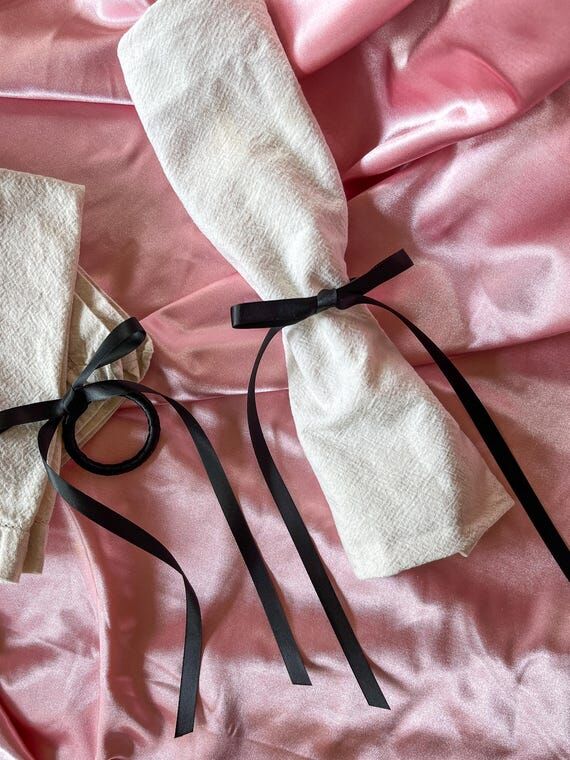 Handmade Satin Bow Napkin Rings: Holiday Tabl...