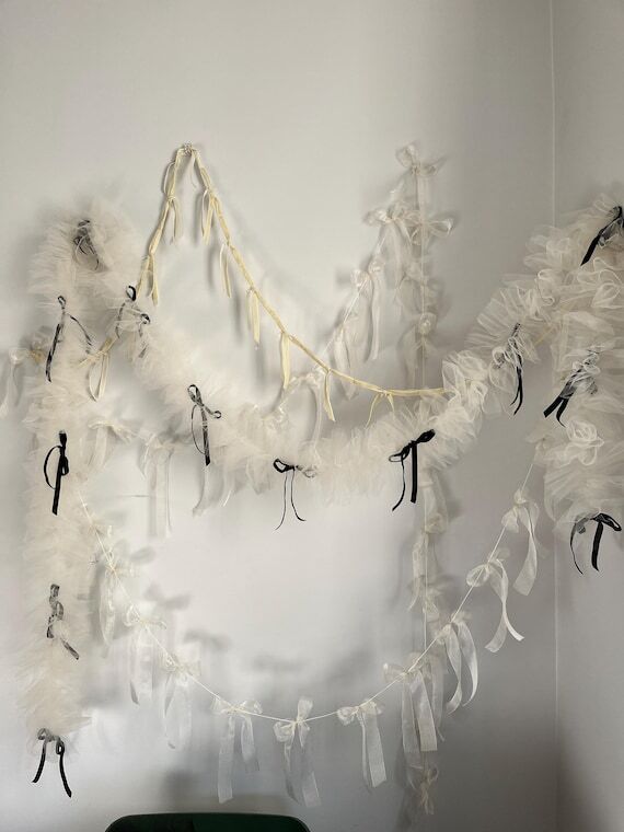 Handmade Tulle Garland with Velvet Bows: Part...