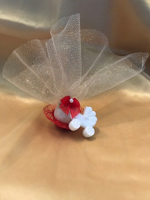 Tiny hat & candy party favor...