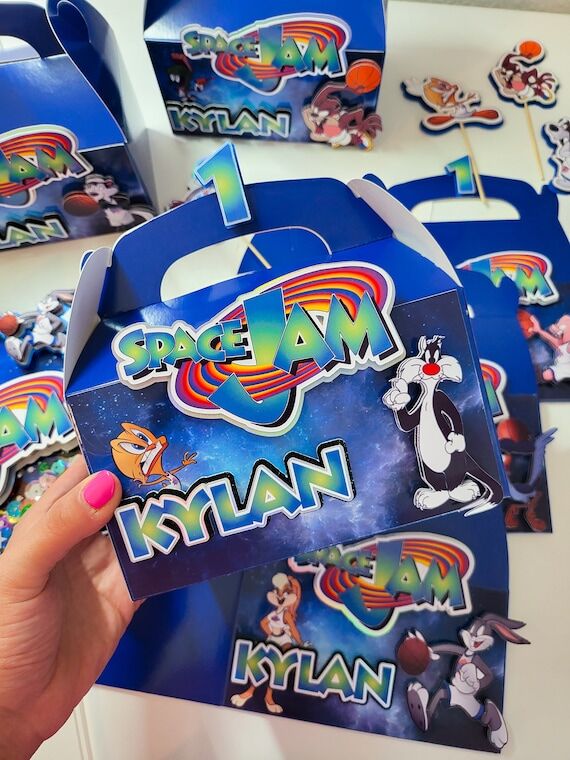 Cajas de Space Jam. Cajas de recuerdos para f...