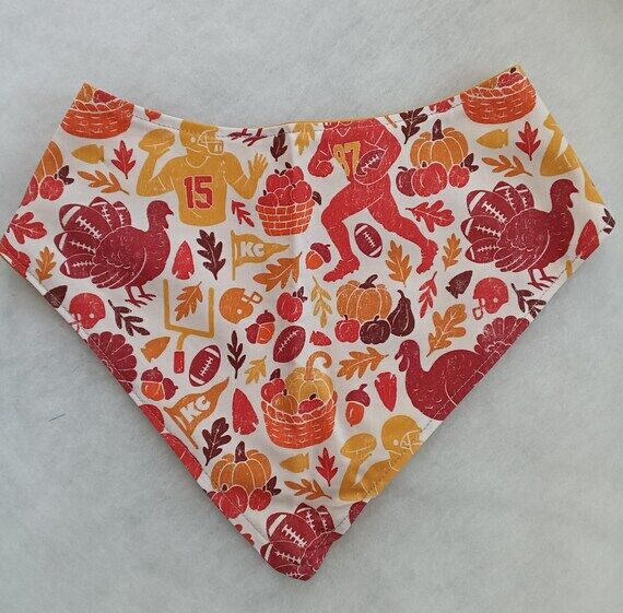 Chiefs Dog Bandana: Fall Football Pet Neckwea...