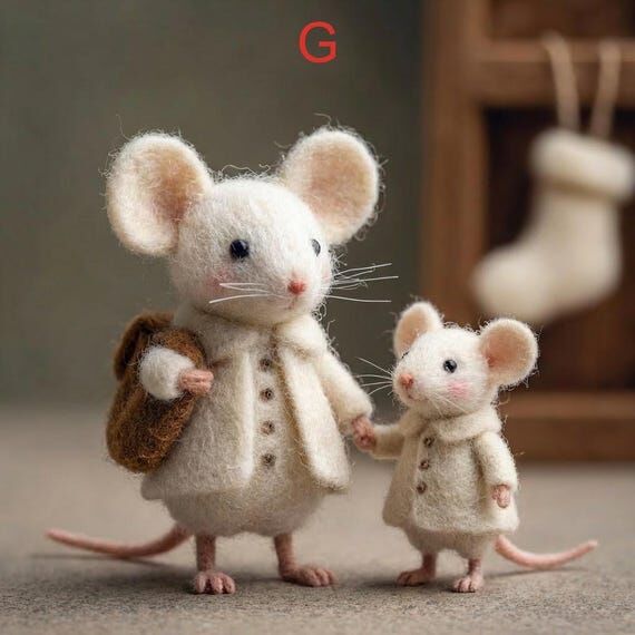 Needle Felted Mouse Figurine, Wool Felt Mouse...