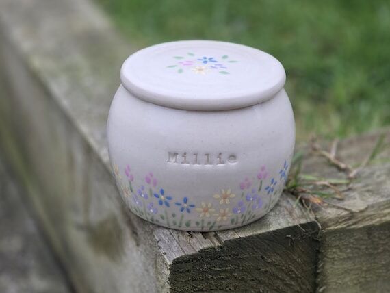 Personalised Ceramic Urn Pastel Colour: Custo...