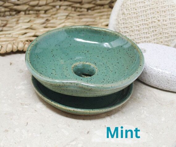 Ceramic Soap Dish: Self-Draining handmade Pot...