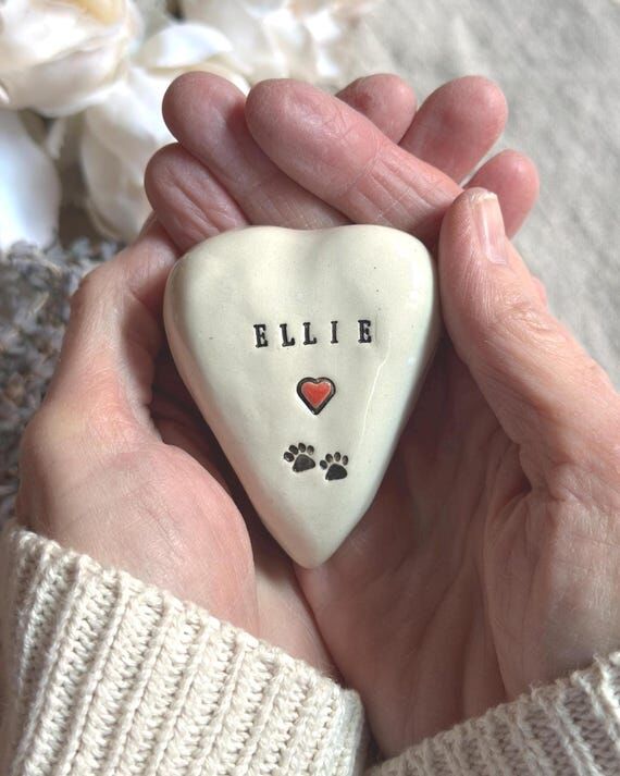 Pet Memorial Ceramic Heart Stone – Personal...