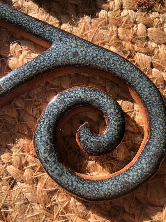 Celtic Knot Wall Hanging: Handmade Pottery Tr...