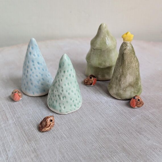 Handmade Ceramic Christmas Tree with Robin Or...