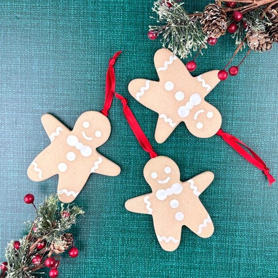 Set of 3 Ceramic Gingerbread Man Christmas Or...