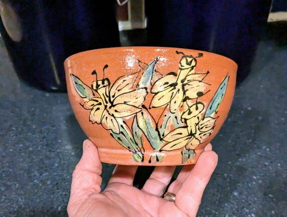 Handmade Ceramic Daffodil Flower Ice Cream Bo...