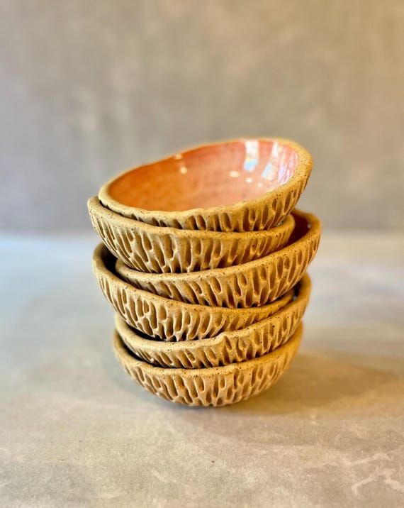 Small Coral Bowl - decorative pottery bowl - ...