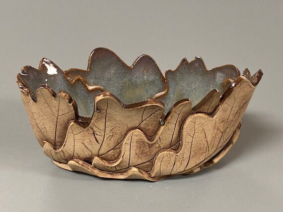 Stoneware pottery Oak Leaf Bowl, handmade pot...