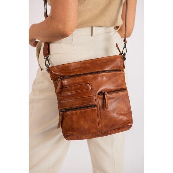 Leather Shoulder Bag - Liane...