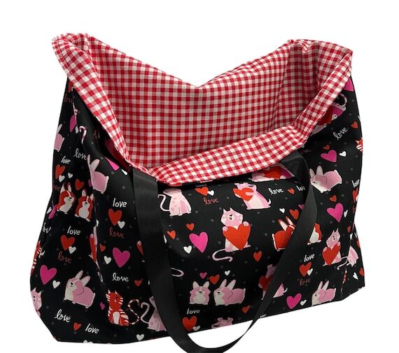 Reversible Valentine Market Bag: Pink Heart C...