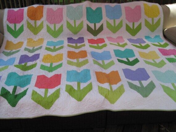 Tulip Quilt, Springtime Quilt, Flower Quilt...