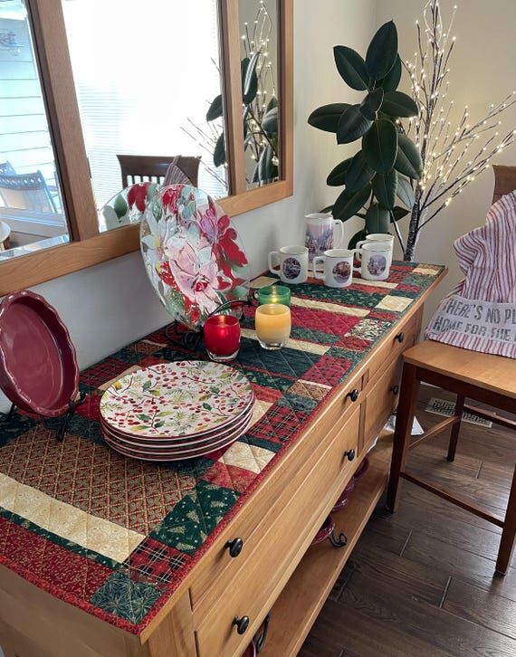 Designer Christmas Table Runner Quilt, Red Gr...