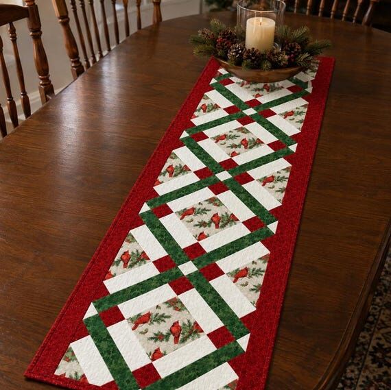 Christmas Table Runner Quilt Pattern | Printe...