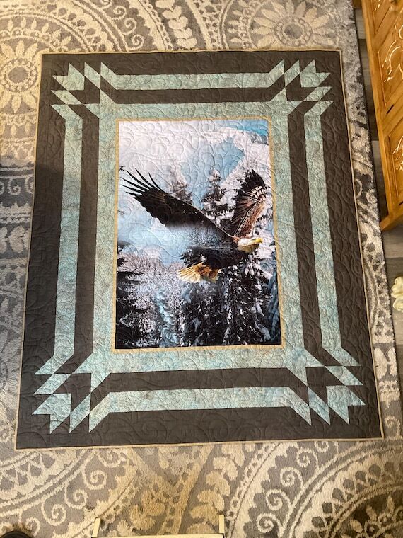 Bald Eagle Quilt with Minky Backing | Geometr...